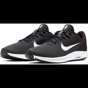Nike Women's Downshifter 9 Sneaker, Black White Anthracite-Cool Grey 9.5
